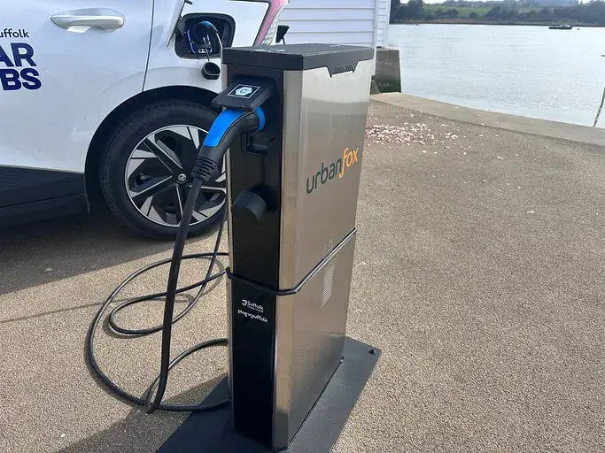 urban fox ueone chargepoint